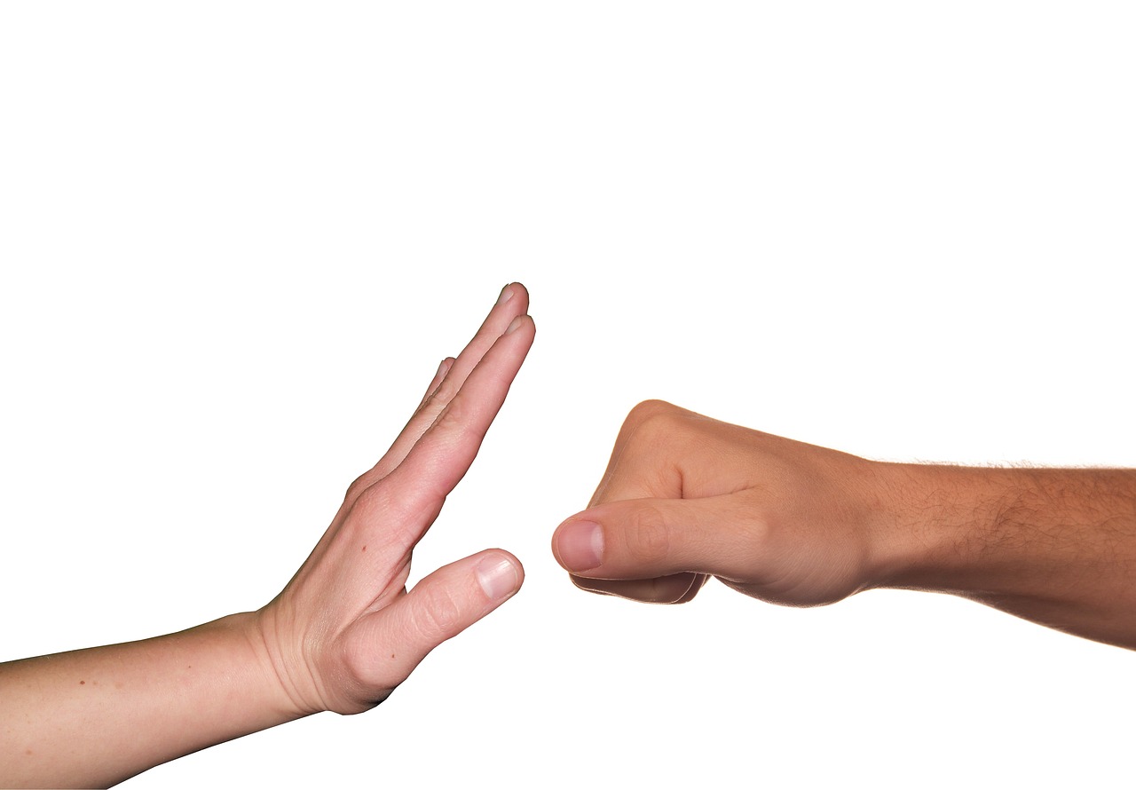 Parents violents : l’employeur doit assumer ses responsabilités
